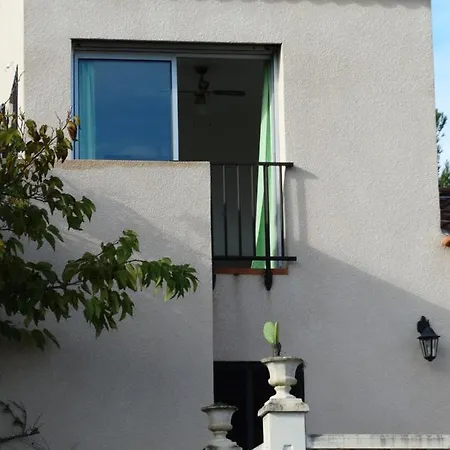 L'empereur Apartahotel 2*