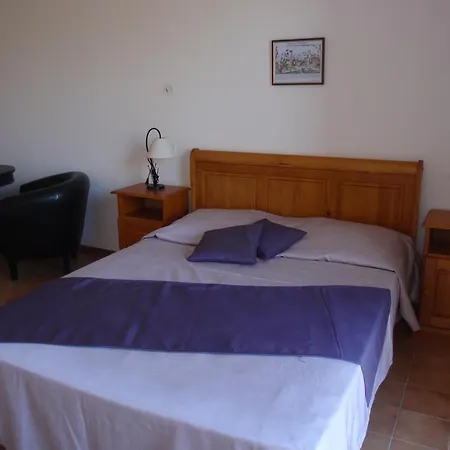 L'empereur Apartahotel