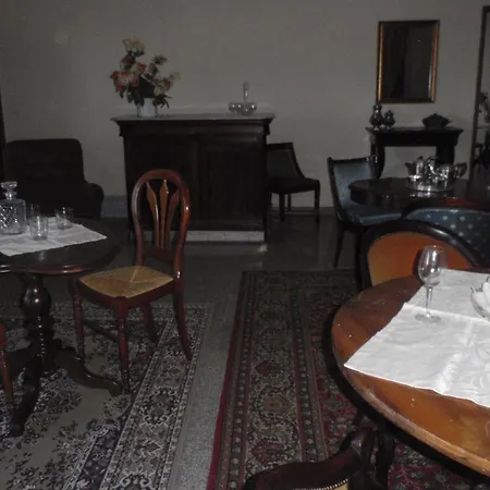 L'empereur Apartahotel 2*